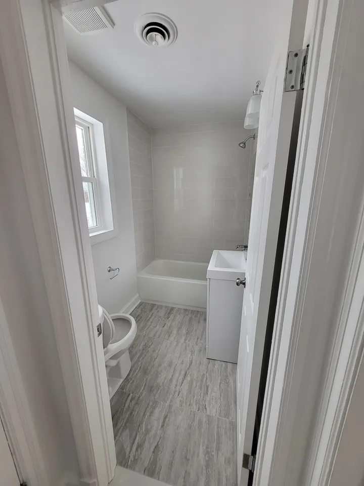 bathroom Prince George (9)